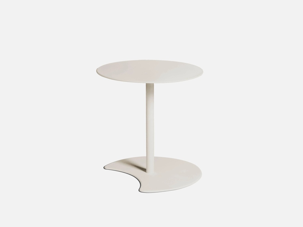 [1431651319926] Drops Side Tables