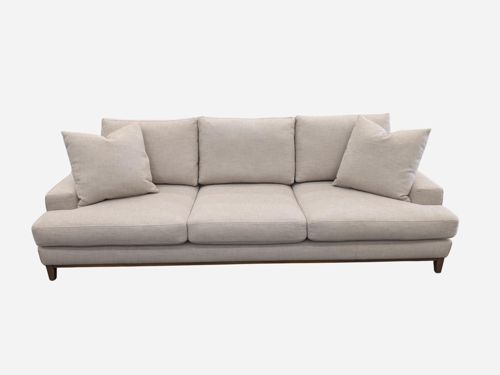 [9170884002020] Belle Sofa in Terrassa Muse