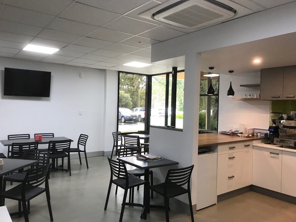[111497478151] Council: Macedon Ranges Shire Council