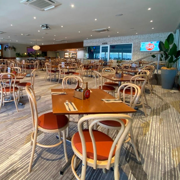 Pub: Hotel Settlers - Rockhampton