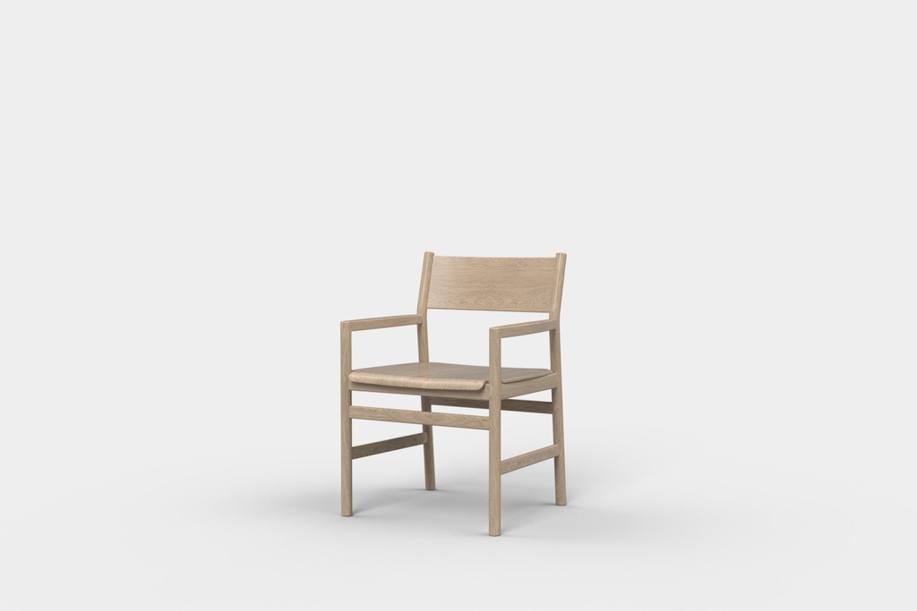 Gus Chair
